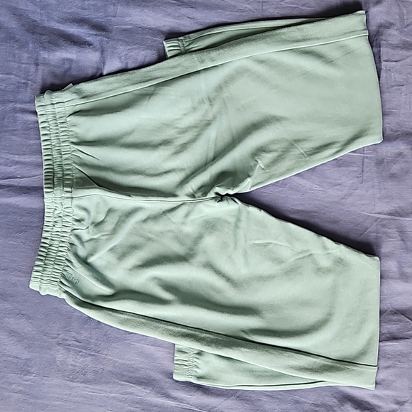 Aritzia TNA Airy Fleece Boyfriend Sweatpant Green XS - Picture 2 of 8